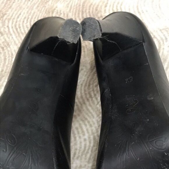 PENNY LOVES KENNY Mary Jane Pointed Toe Heels Black 5.5 EUC - Picture 7 of 8